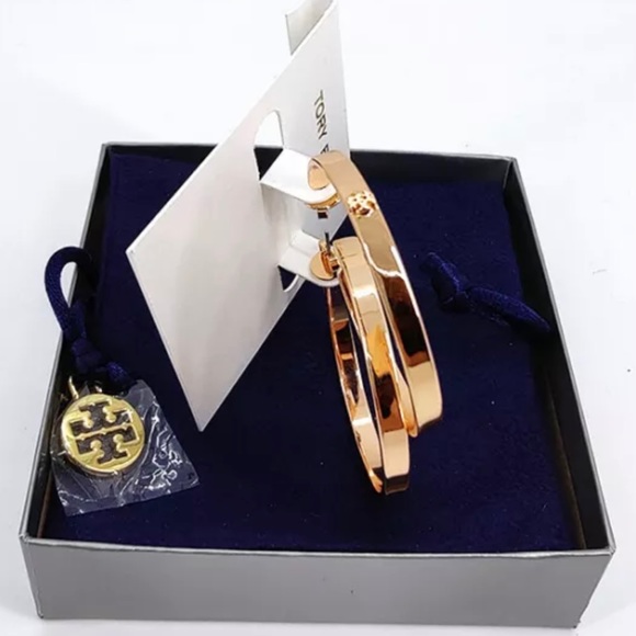 TORY BURCH Rose Gold Kira Logo Hoop Earrings - Picture 5 of 5